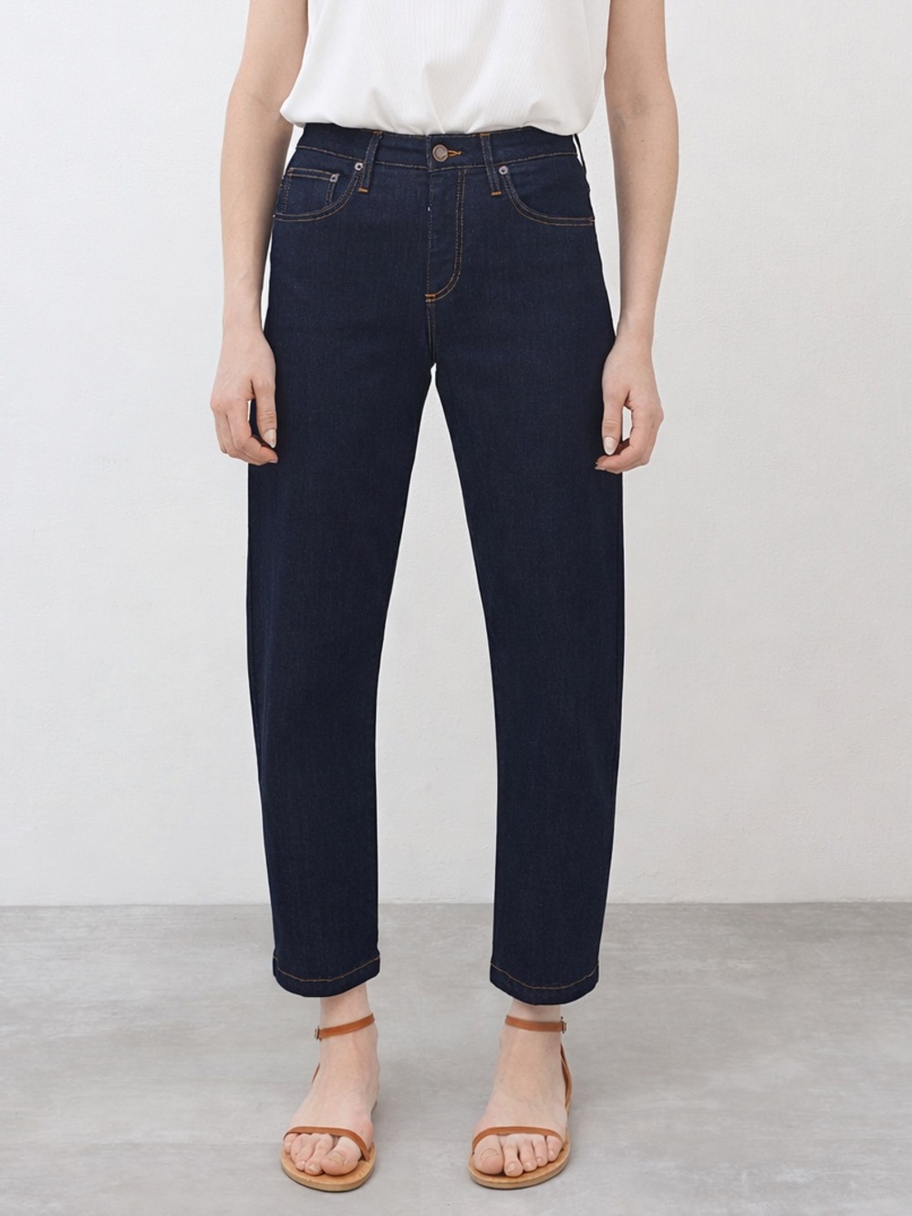 Ruti Original Barrel Jeans Size 4 Dark Indigo 27” Inseam